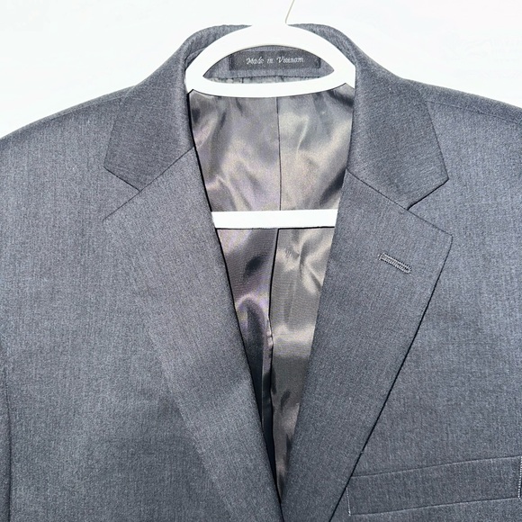 Van Heusen Coat Size 40S - Picture 2 of 10